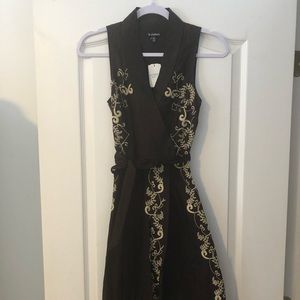 Brown embroidered cotton dress